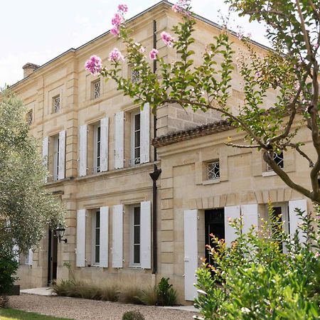 Villa Heloise Hotel Puisseguin Exterior photo